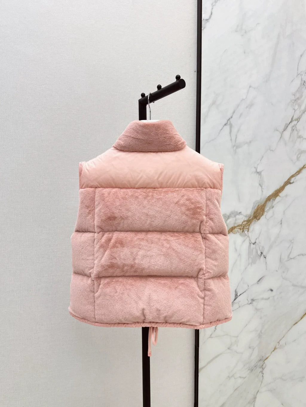25 Mao Mao Down Vest