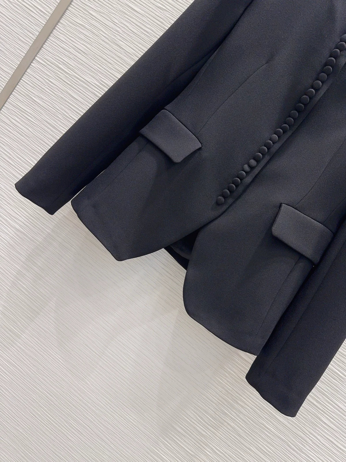26 New Simple and Chic Blazer