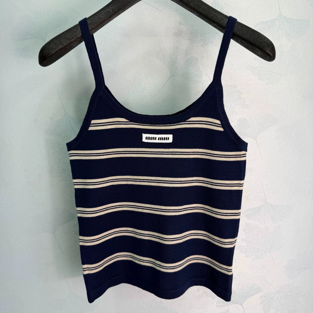 26 Early Autumn New Striped Vest and Knit Cardigan Two-Piece Set