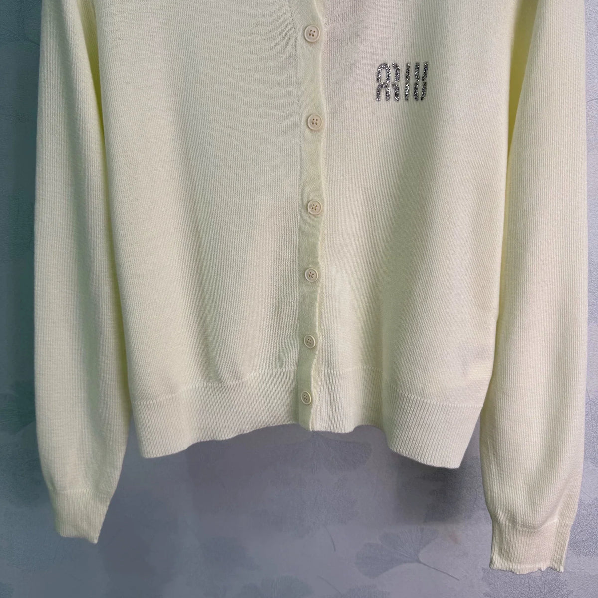 26 Early Autumn New Knit Cardigan