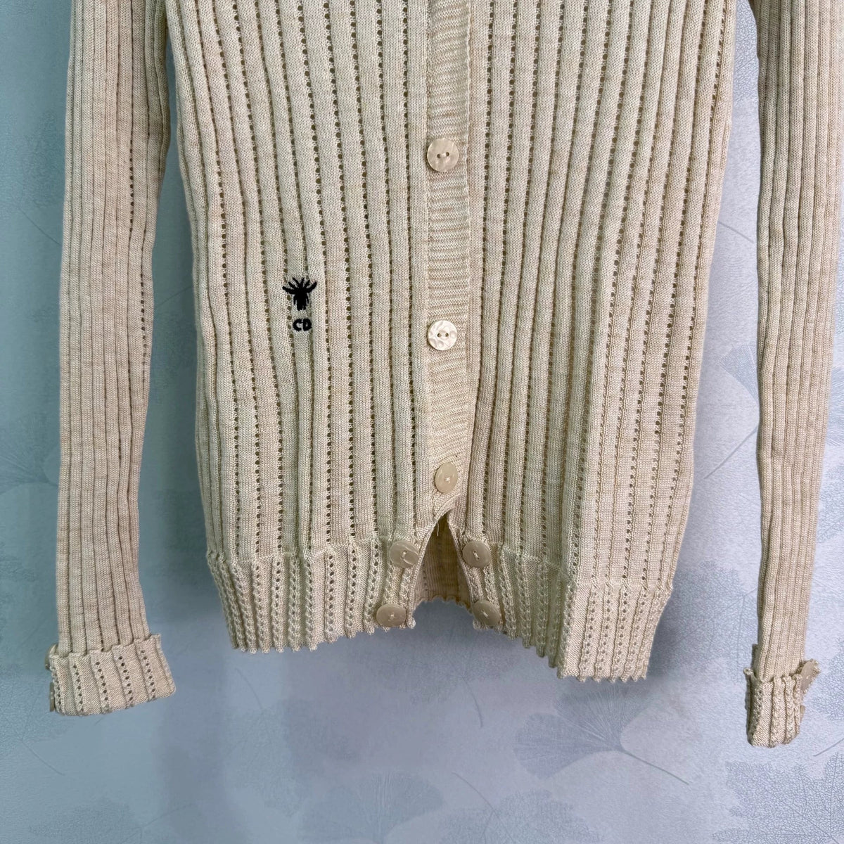 26 Early Autumn New Collared Long-Sleeve Knit Cardigan
