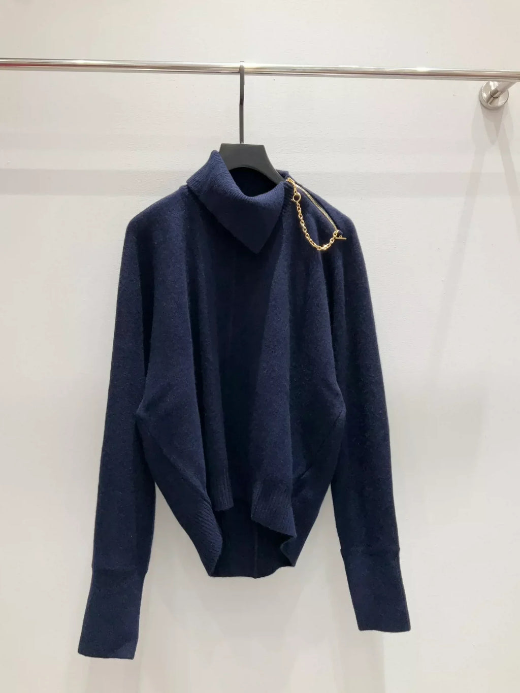 25fw Deep blue high necked knitted sweater