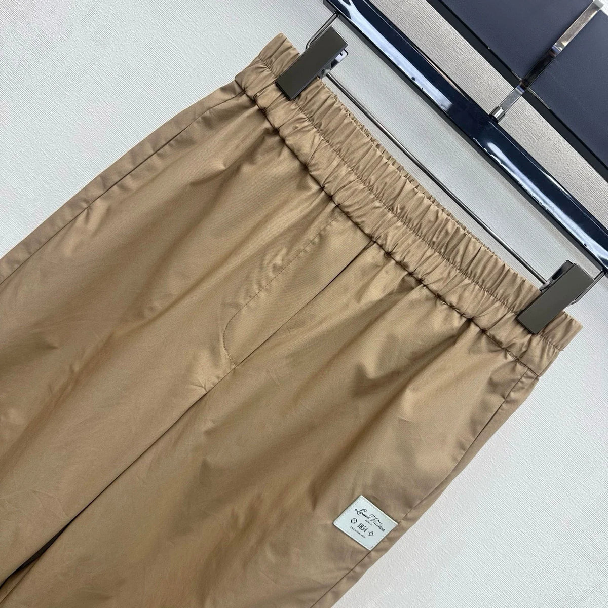 26 New Leather Label Straight-Leg Pants