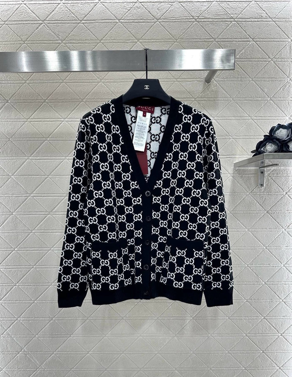 G 25 Reversible jacquard knit cardigan