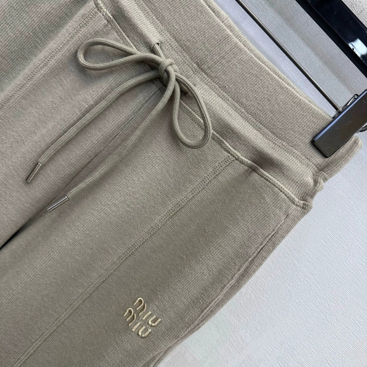 26 New Embroidered Pants