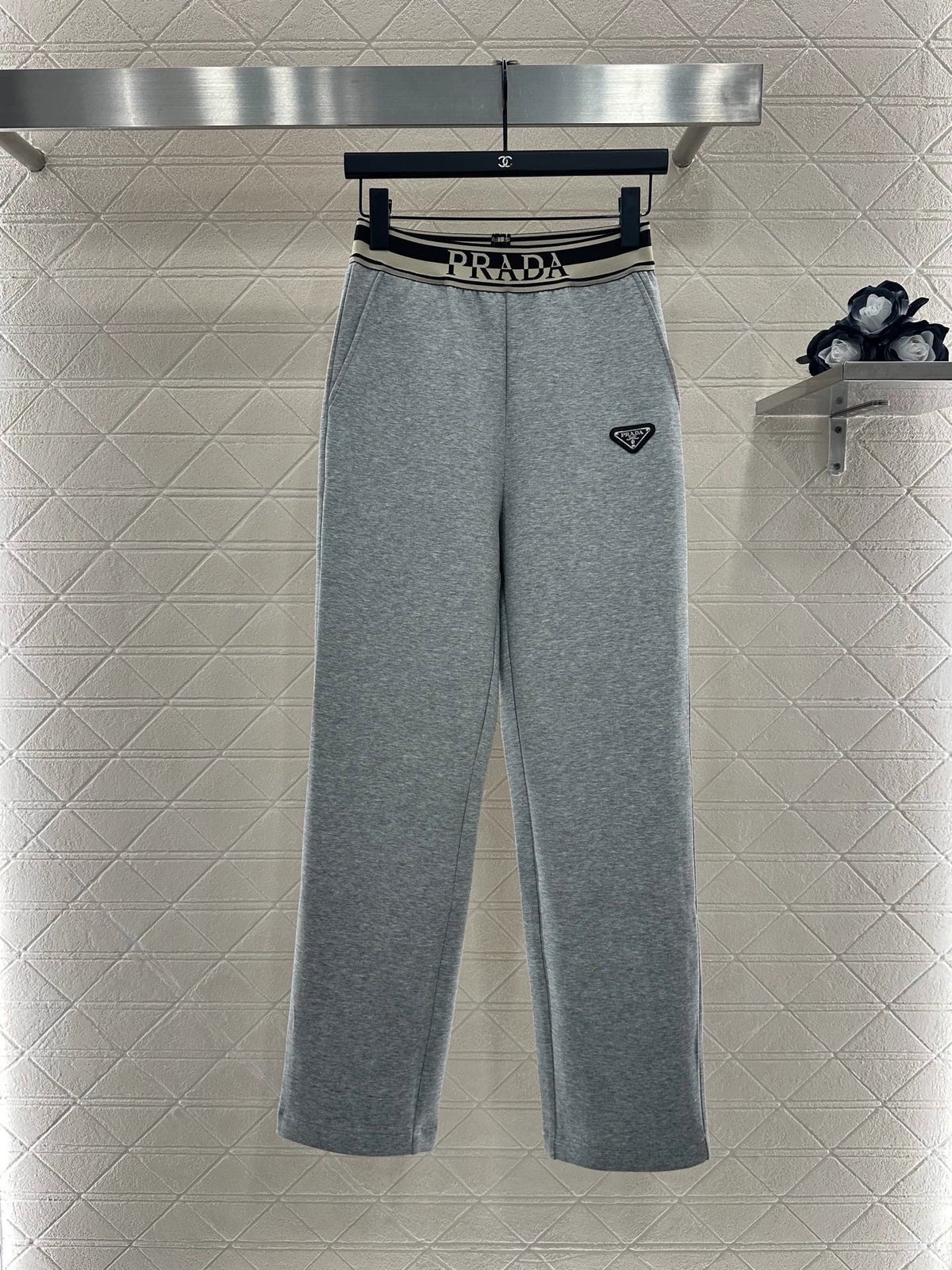 P 25 Web hooded sweatshirt and trousers set