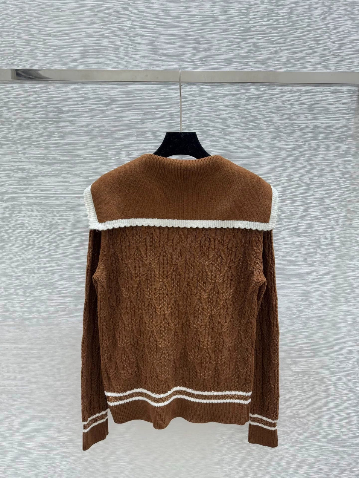 25fw Navy collar knitted sweater