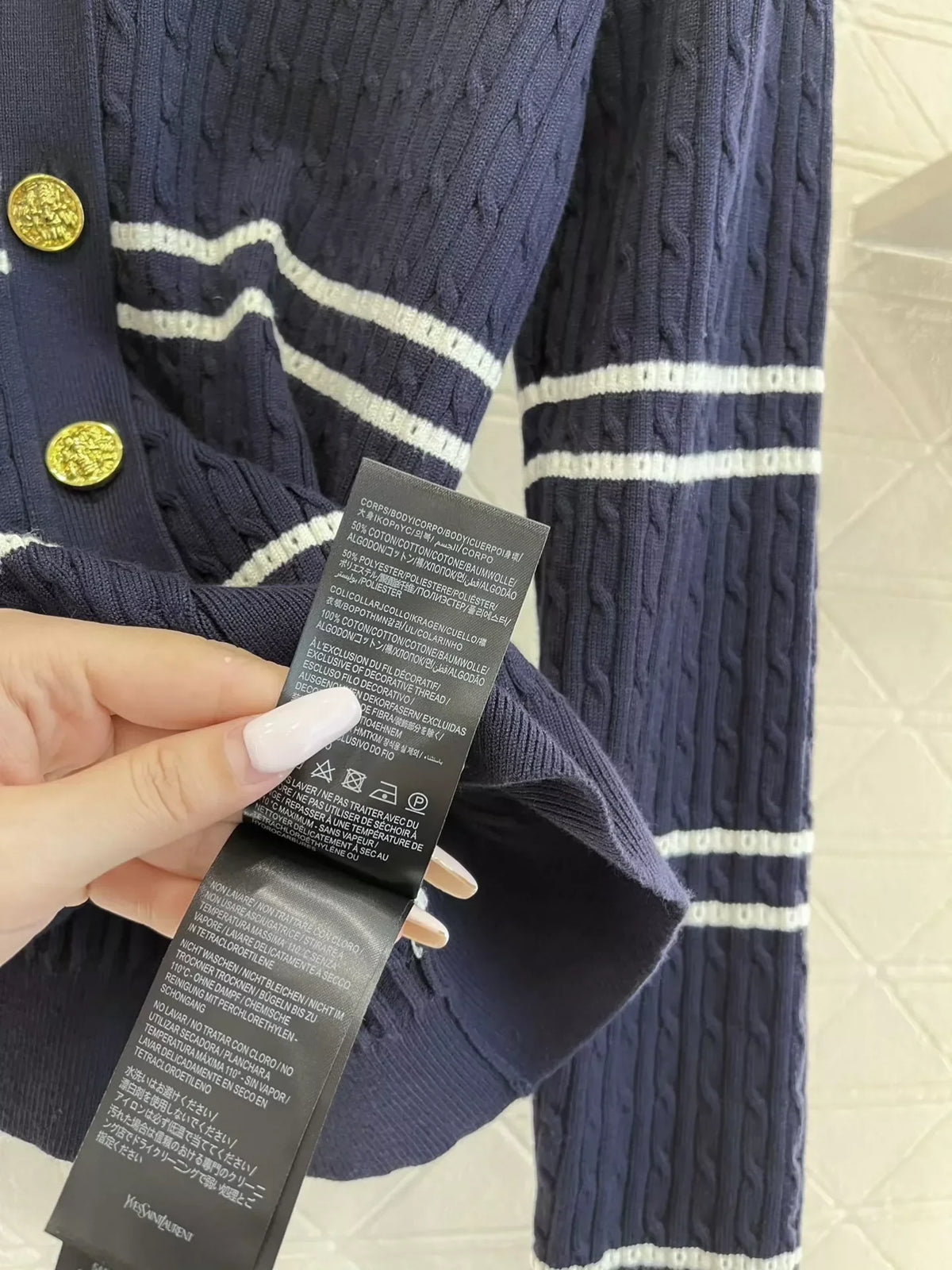 25fw Big V-stripe knitted cardigan