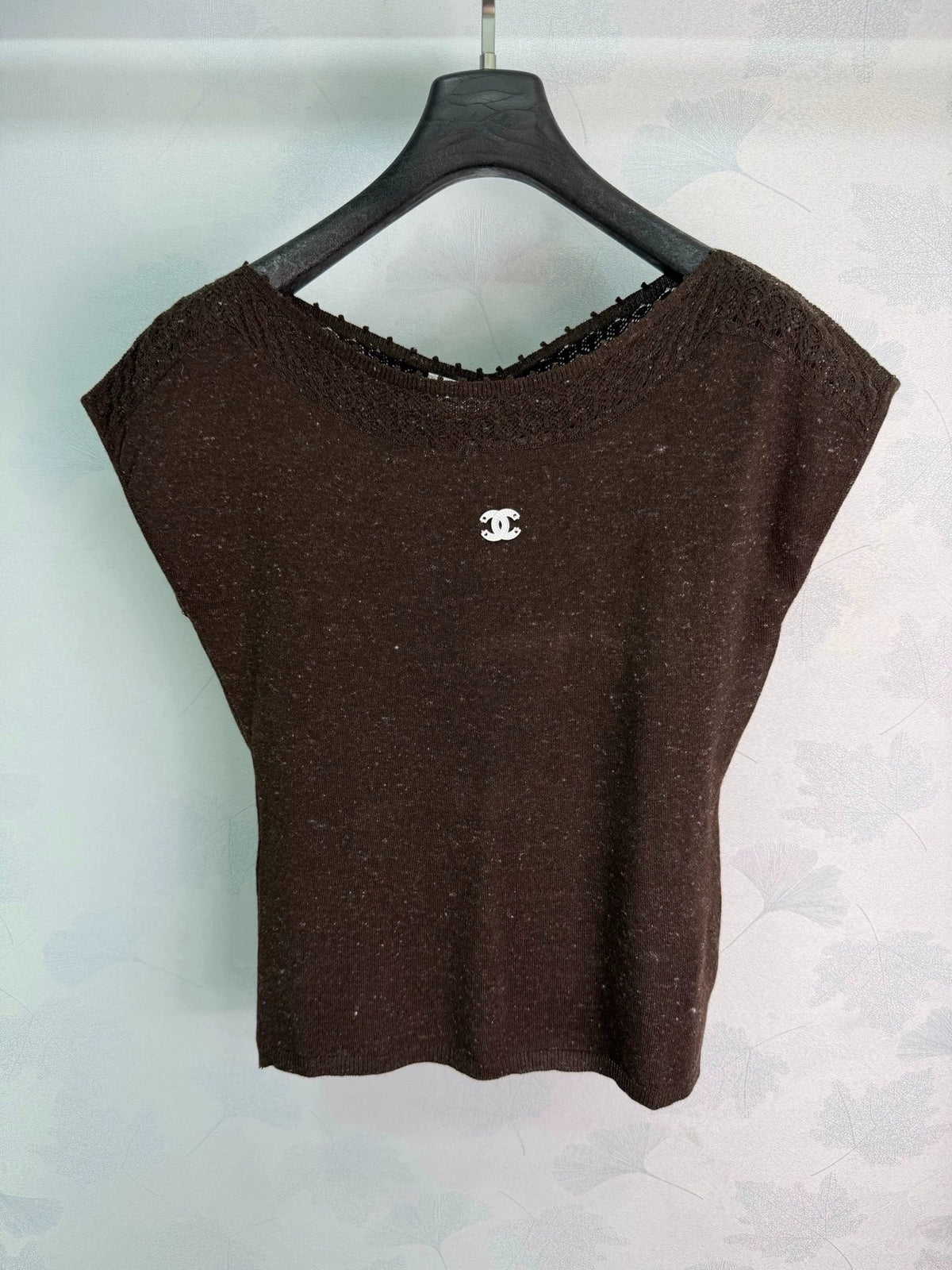 26 Early Autumn New Round Neck Short Sleeve Knit Top