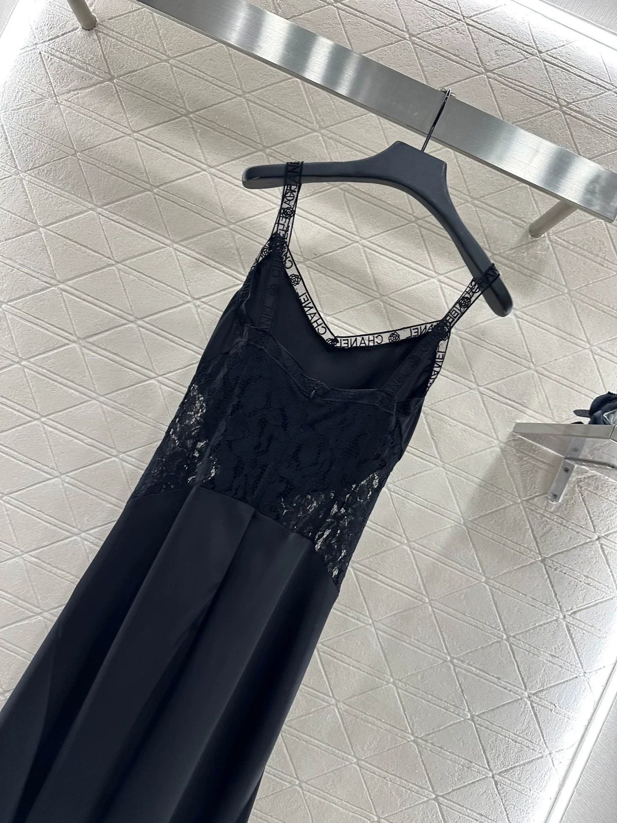 25 Lace hollow suspender dress