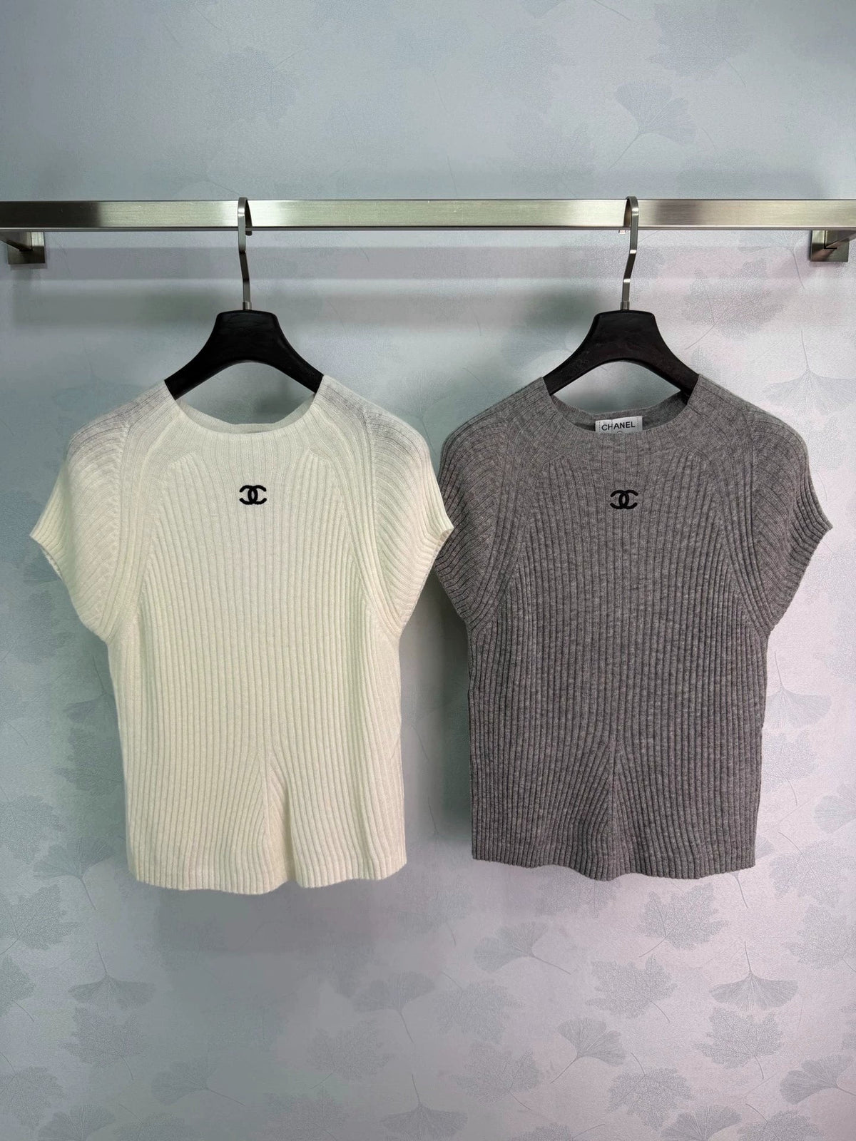 26 ssNew Knitted Short-Sleeve Top