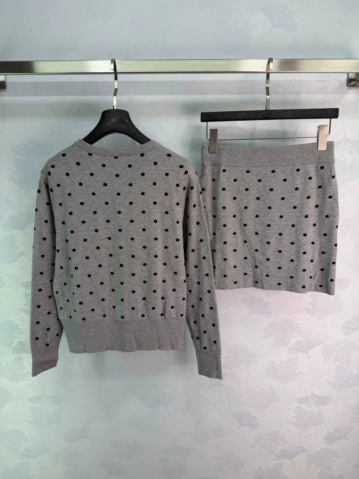 26 Early Fall New Polka Dot Knit Long-Sleeve Cardigan and Mini Skirt Set