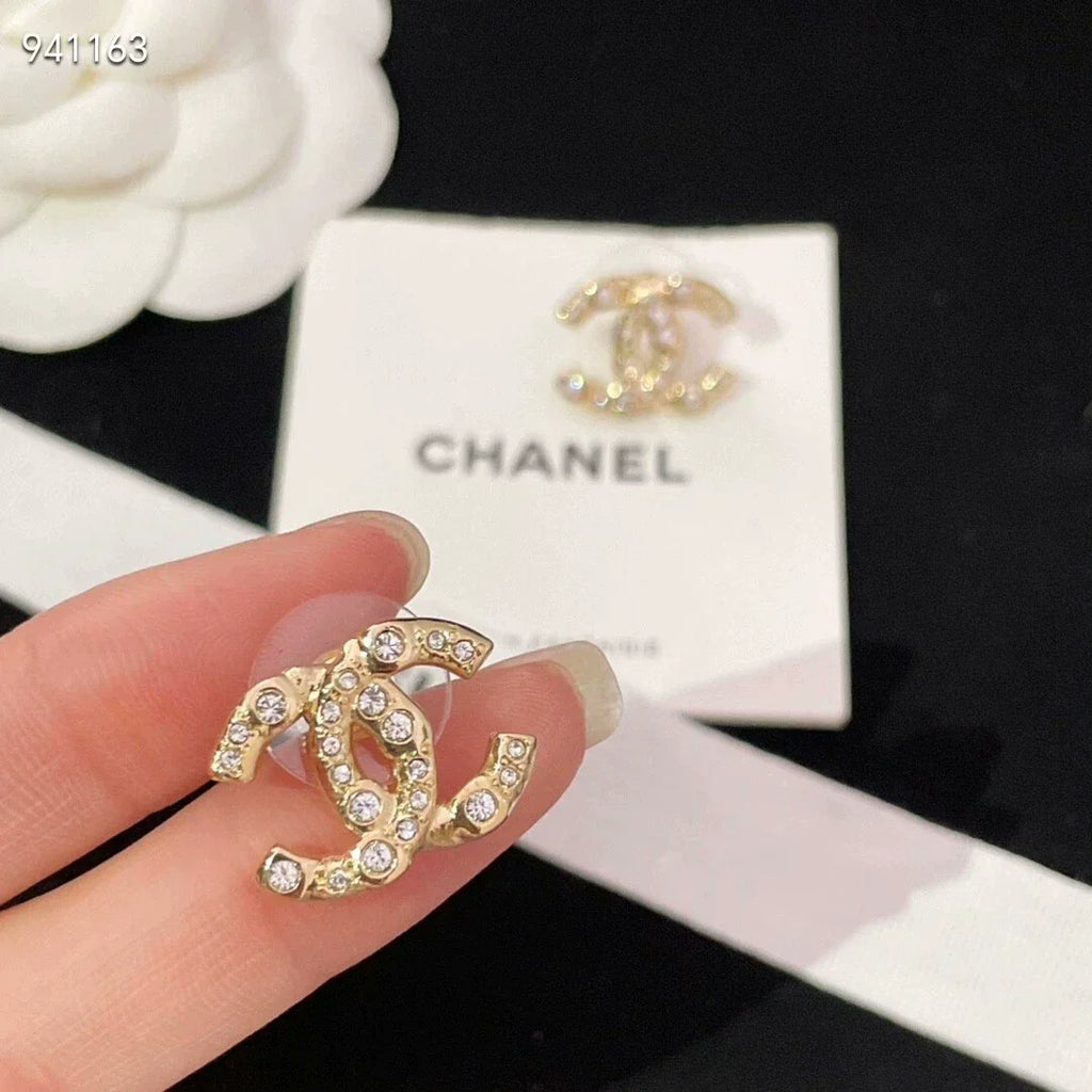 ear stud