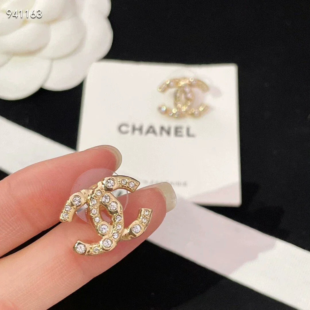 ear stud