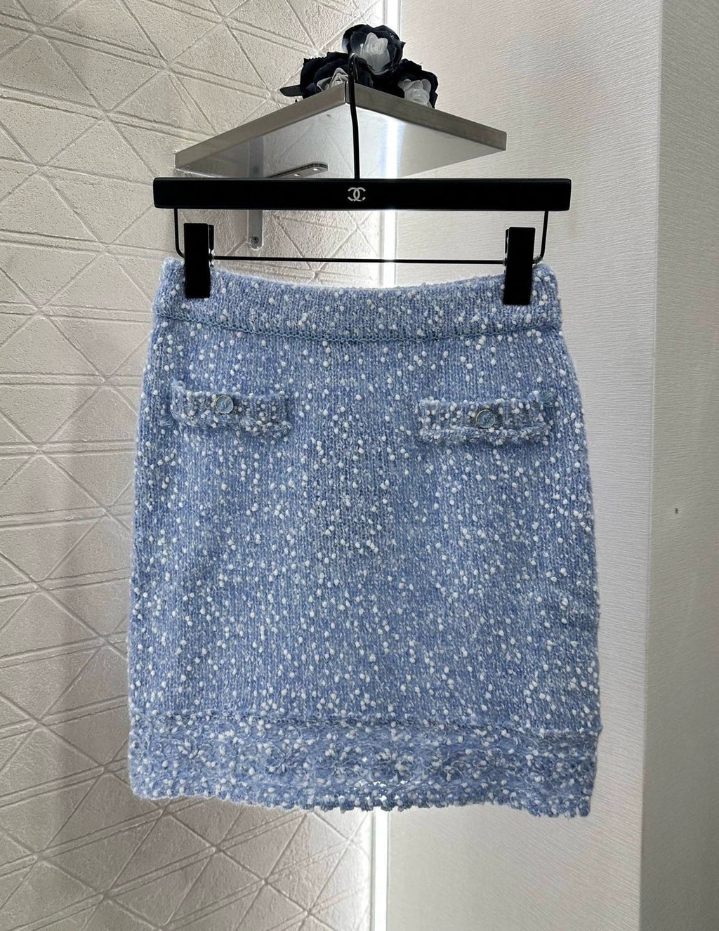 25fw Grain lace knitted cardigan and skirt set