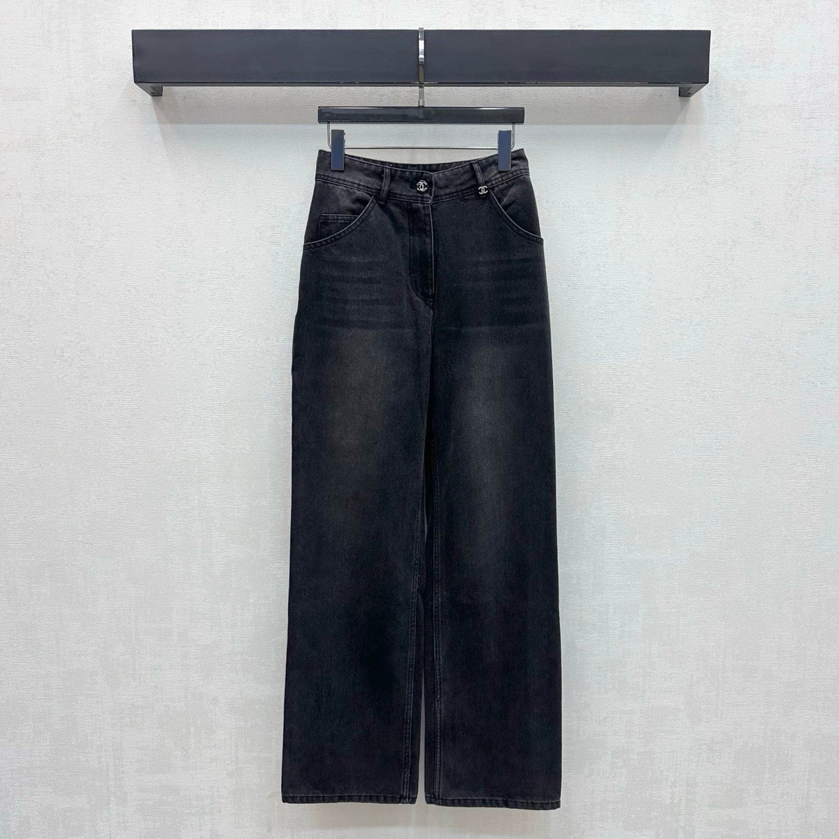 26 New Straight-Leg Denim Jeans