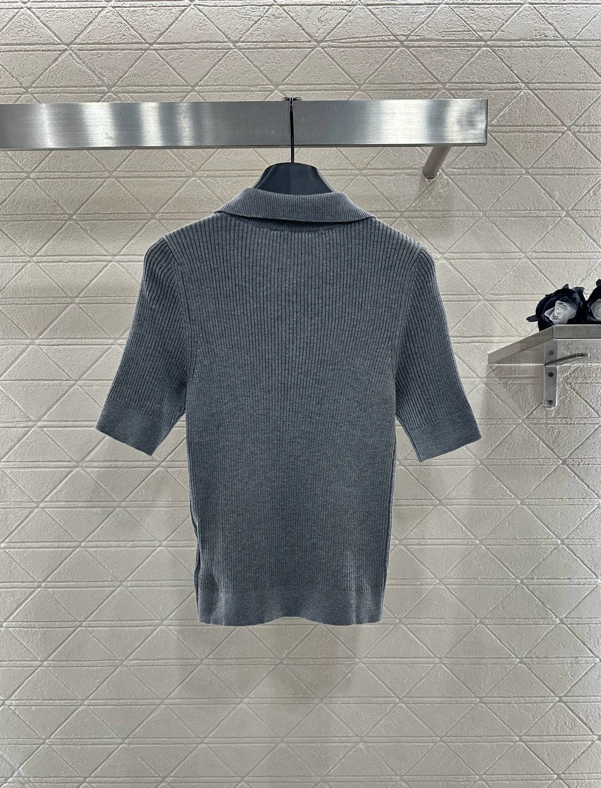 Mi 25 Lapel knitted top