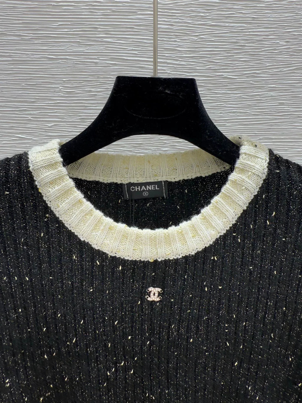 25fw Knitted long-sleeved sweater