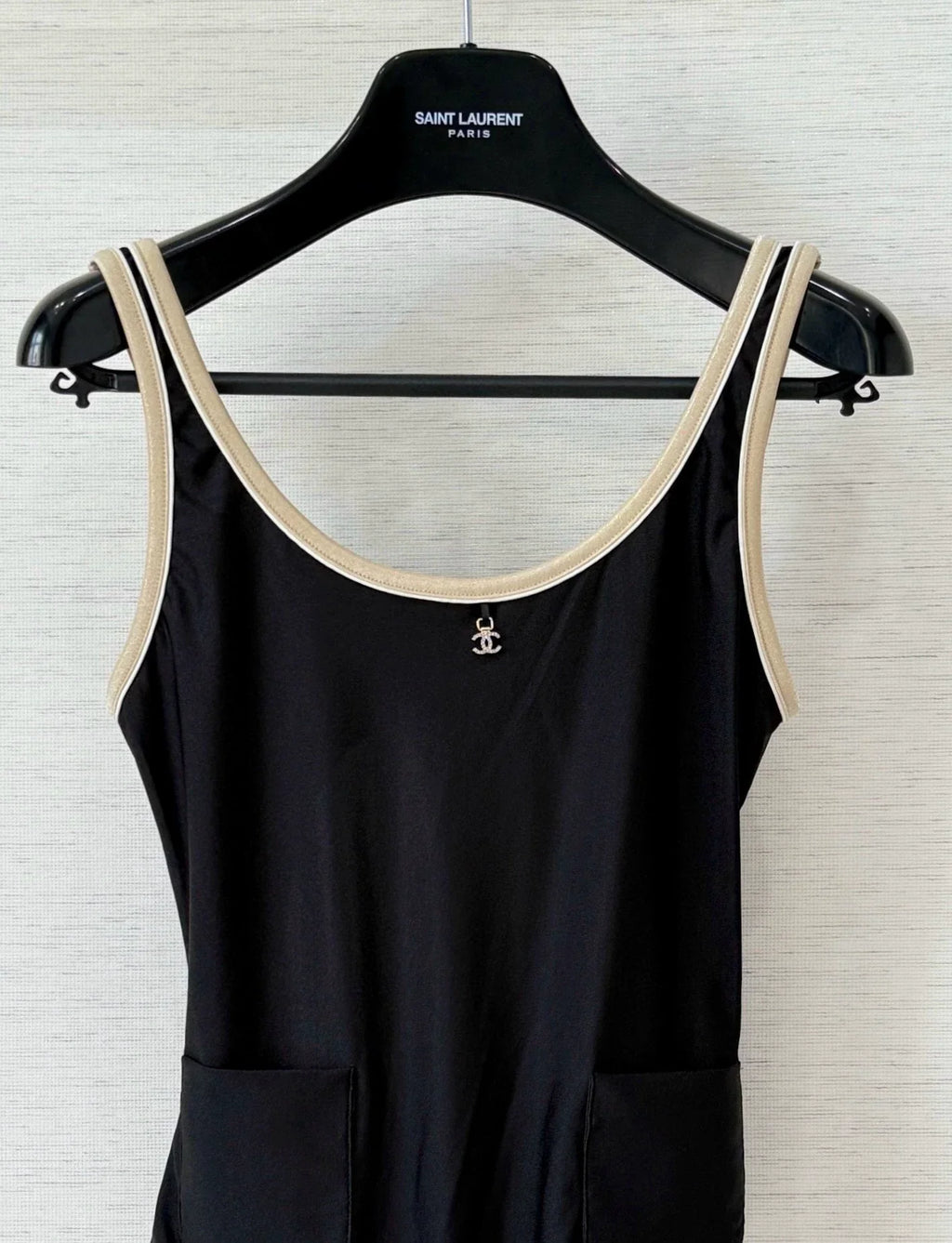 25 new summer contrast color suspender swimsuit