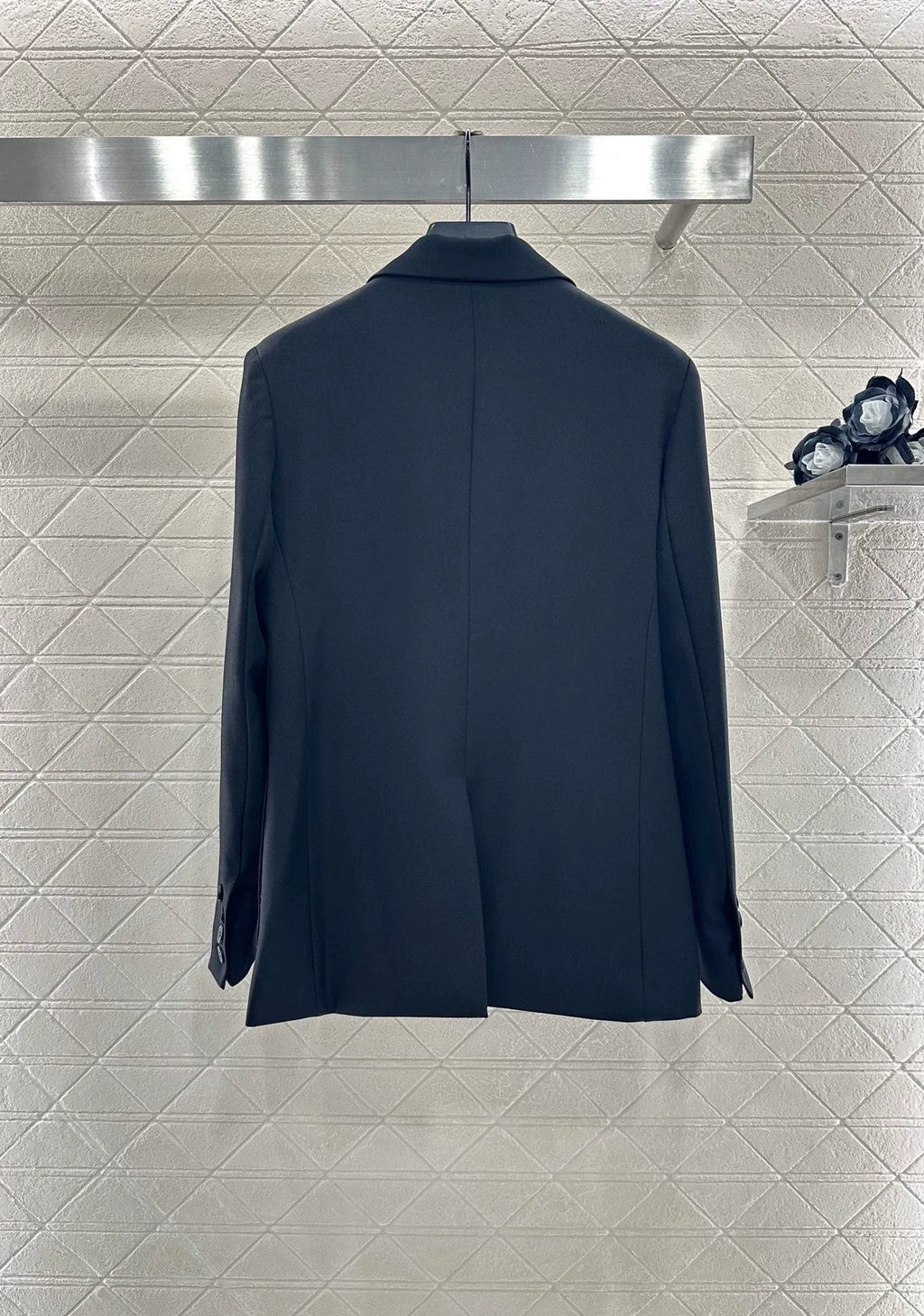25fw Brooch suit silhouette jacket