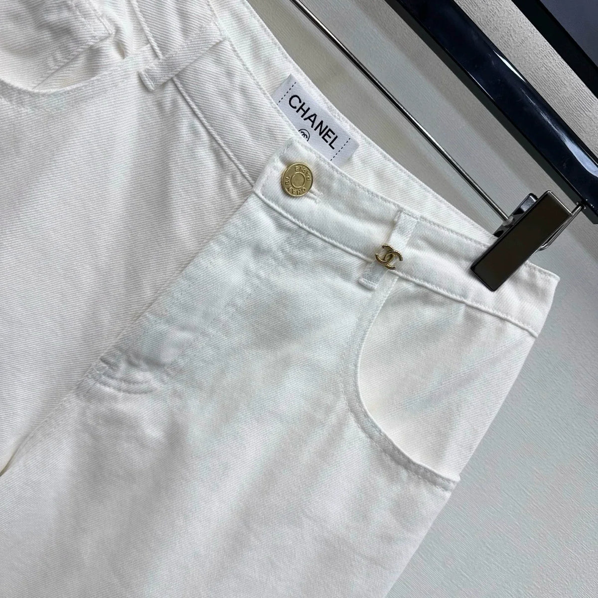 26 New Wide-Leg Denim Pants