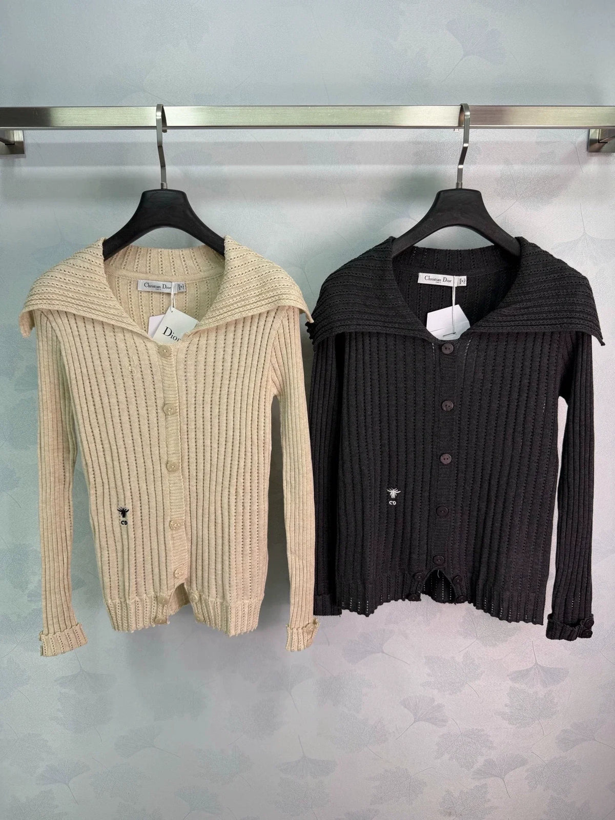 26 Early Autumn New Collared Long-Sleeve Knit Cardigan