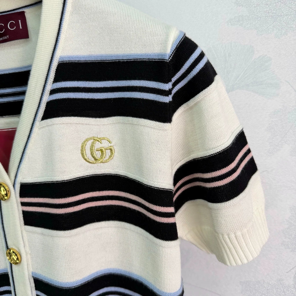 26 Knit Cardigan