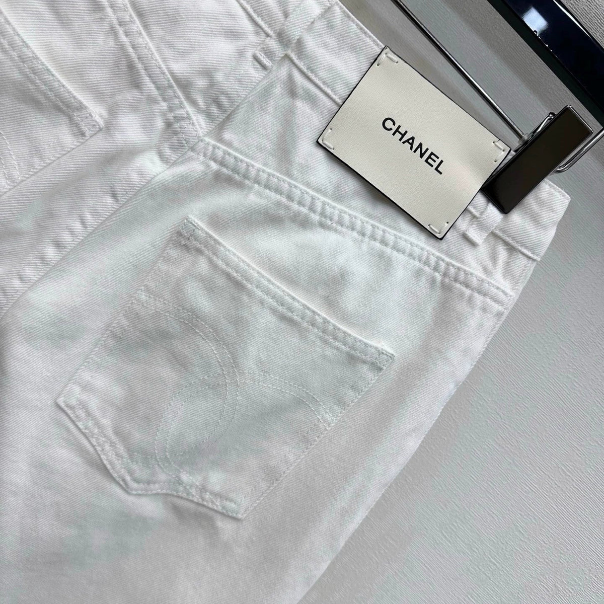 26 New Wide-Leg Denim Pants