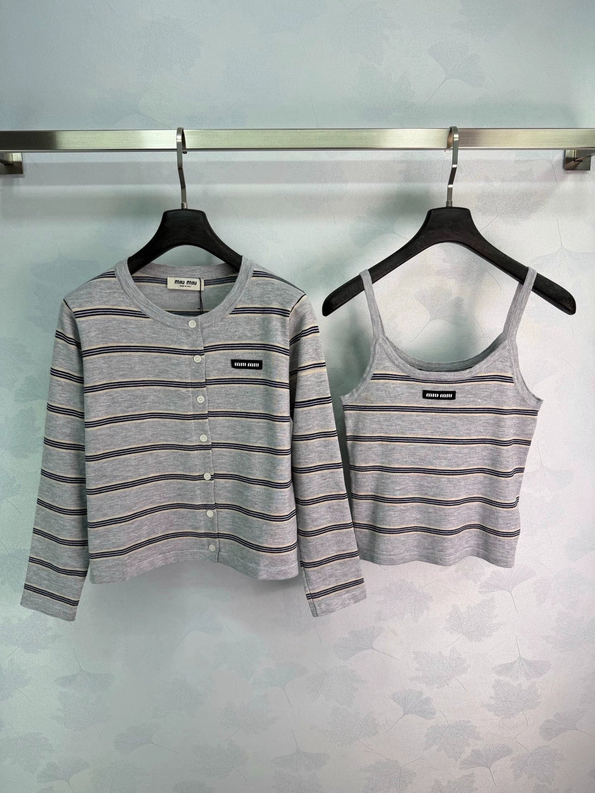 26 Early Autumn New Striped Vest and Knit Cardigan Two-Piece Set