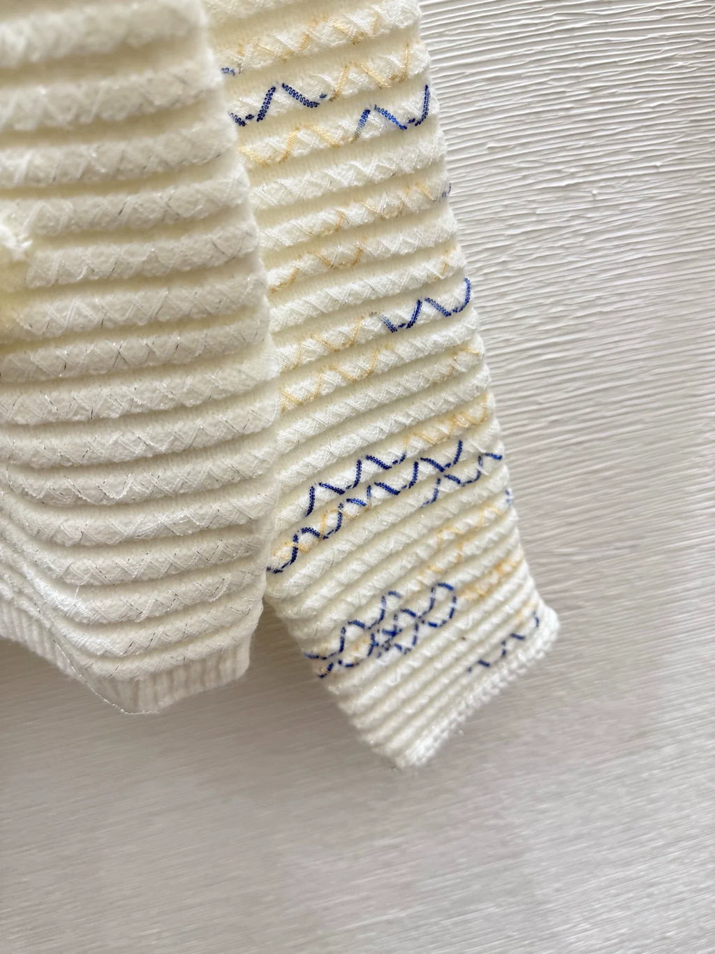 25fw knitted cardigan
