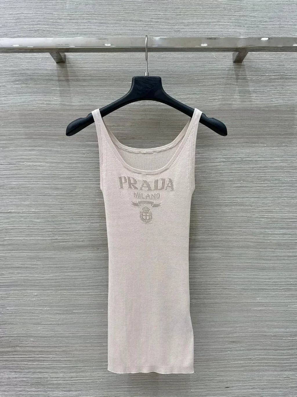 25 new Slim short-sleeved knit undershirt