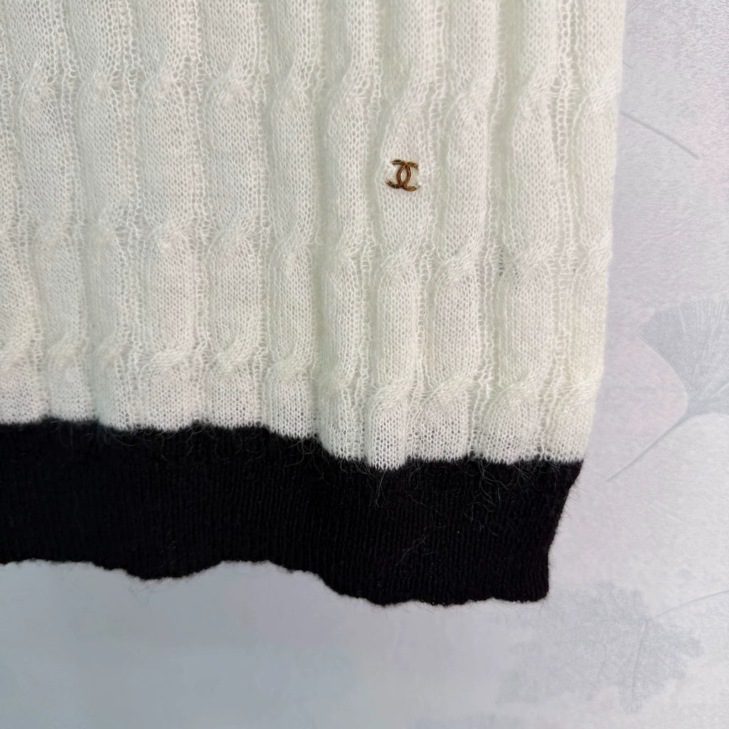 26 New Knit Vest