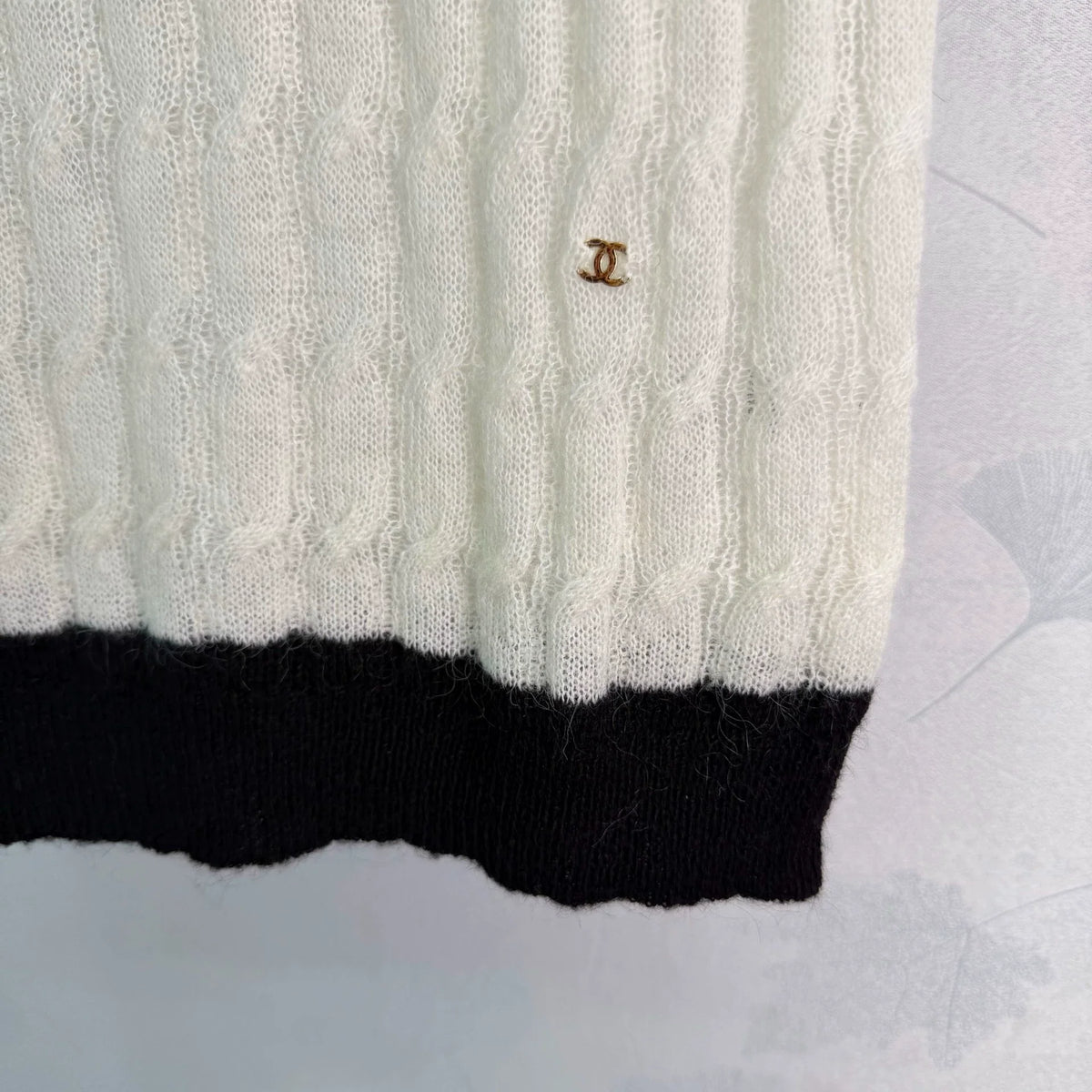 26 New Knit Vest
