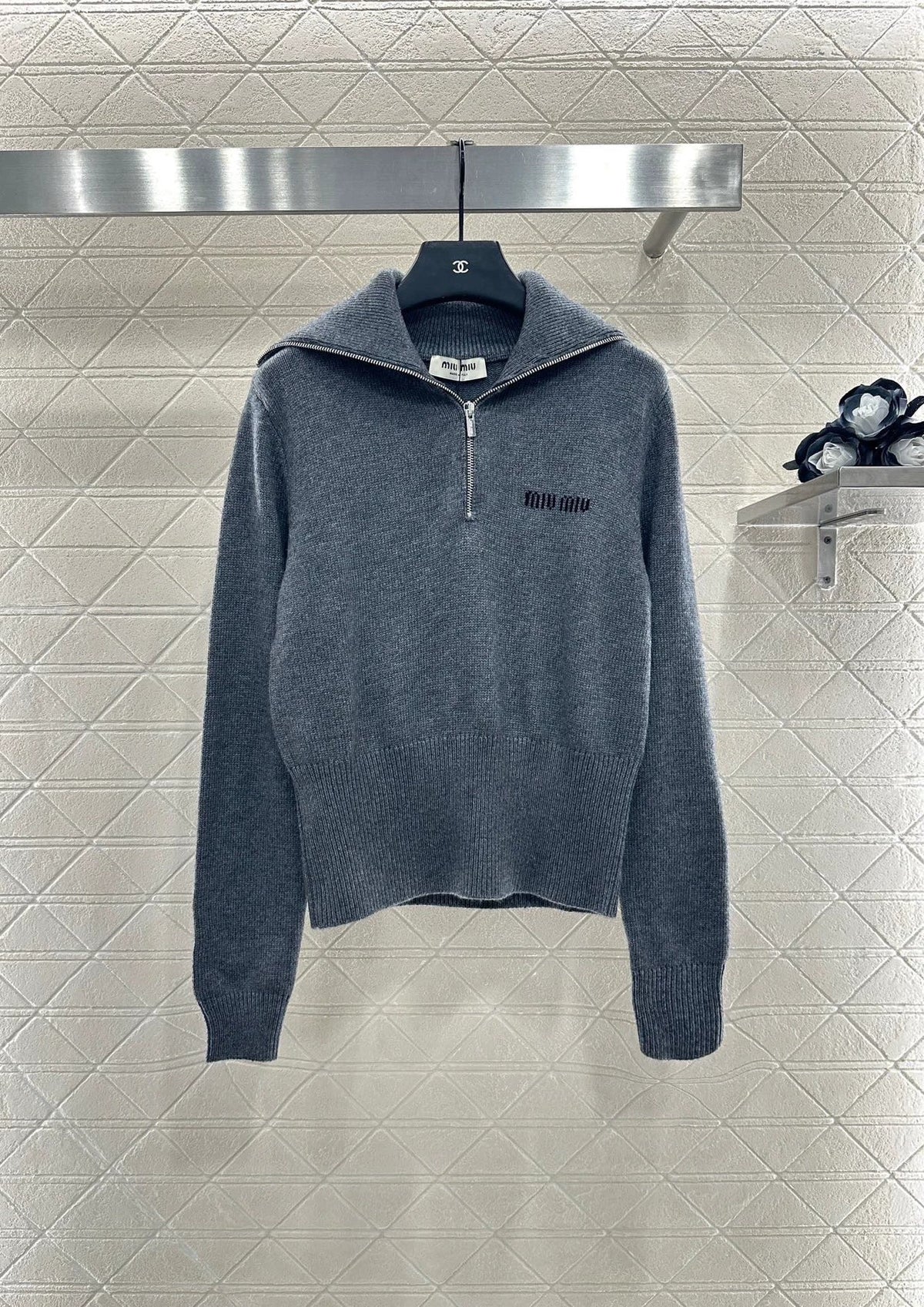 25fw Zipper lapel knit top