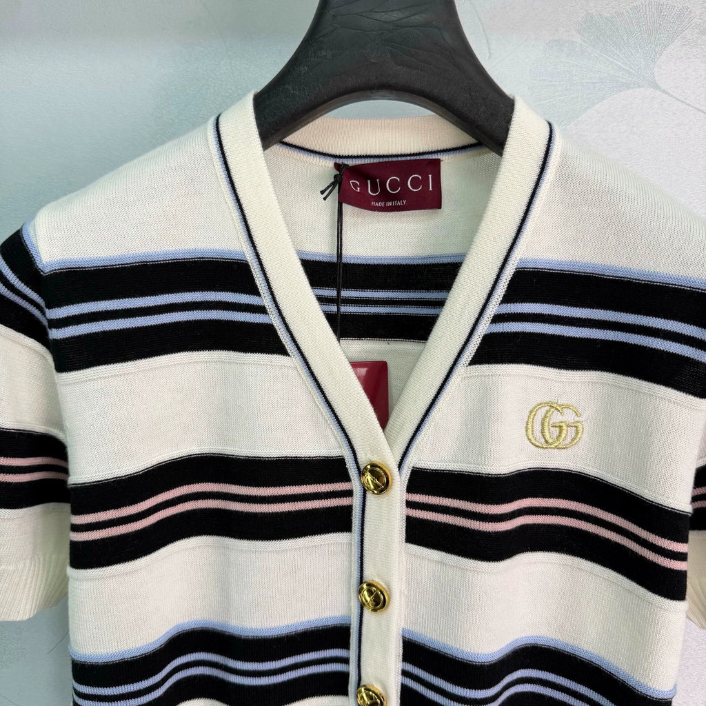 26 Knit Cardigan