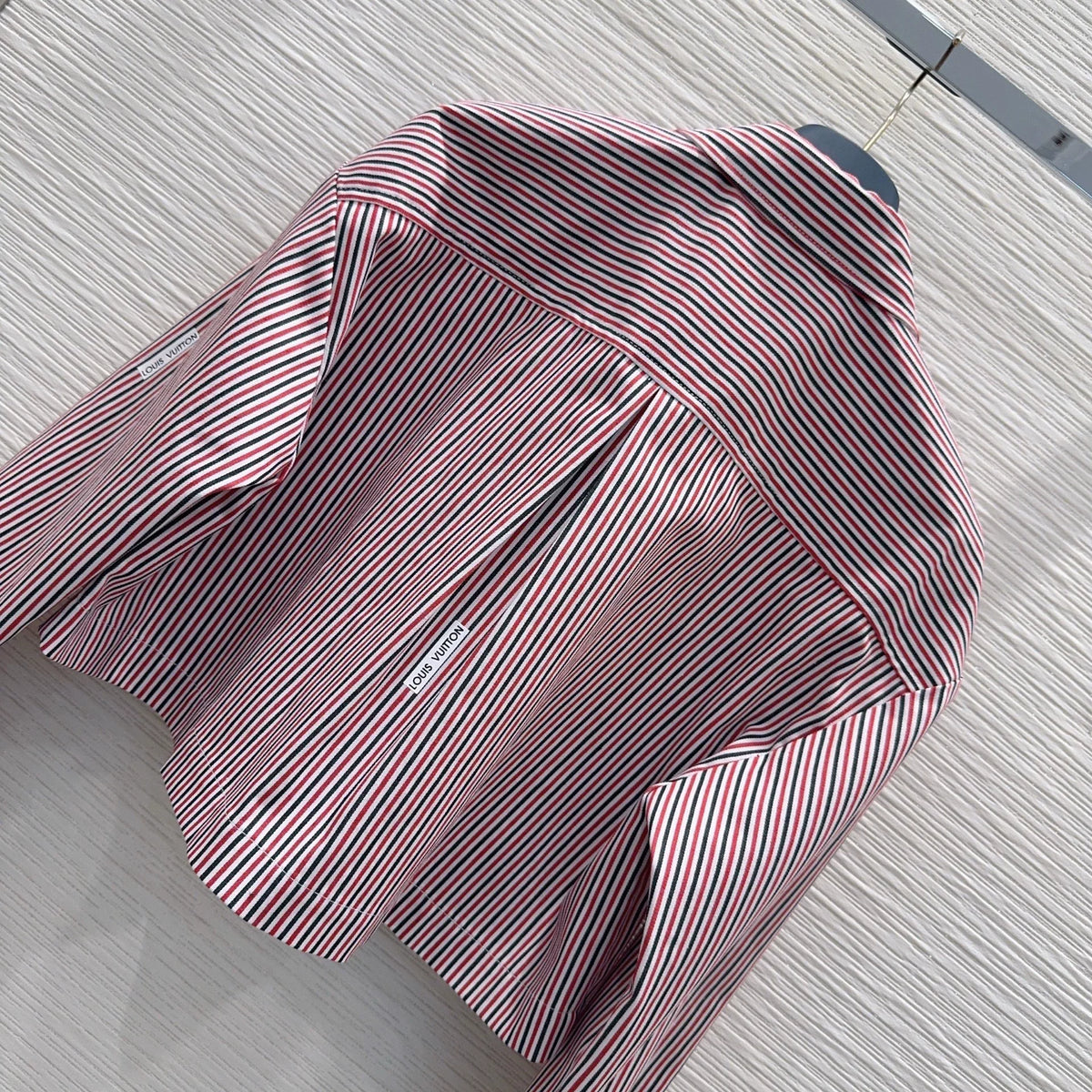 26 New Striped Shirt