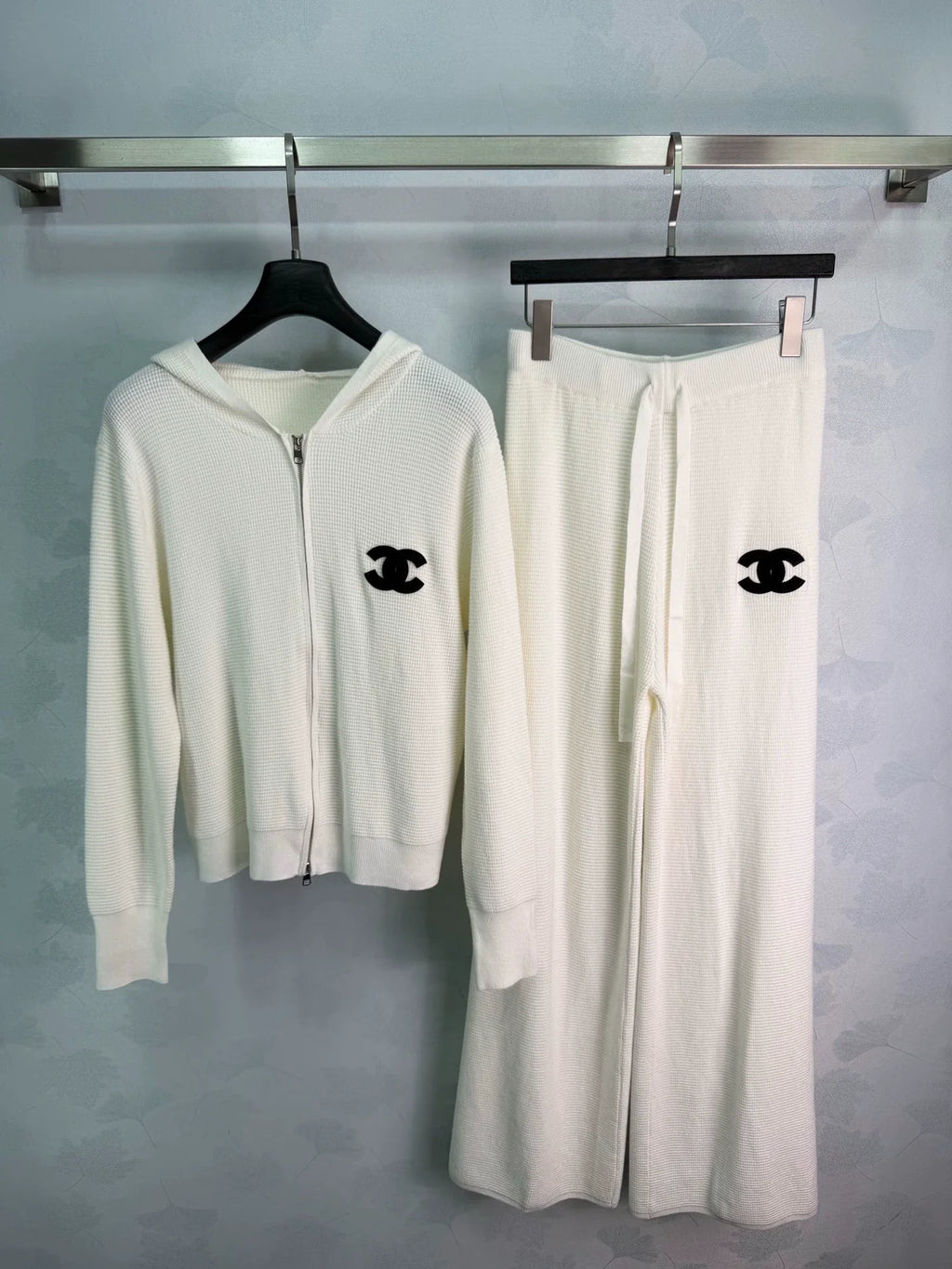 26 Early Autumn New Off-White Waffle Knit Hoodie & Pants Set