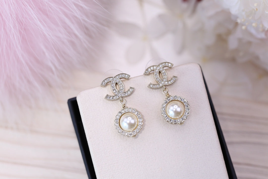 C PEARL SILVER DIAMOND EARRINGS