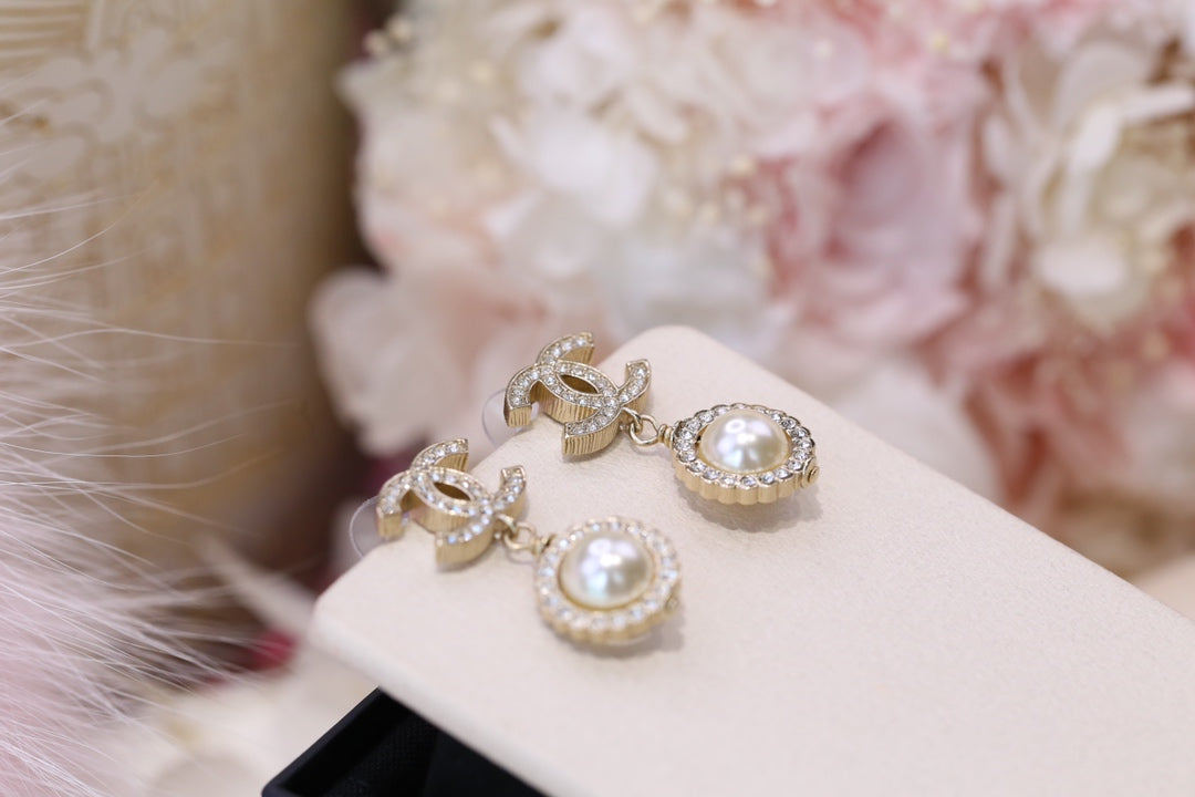 C PEARL SILVER DIAMOND EARRINGS