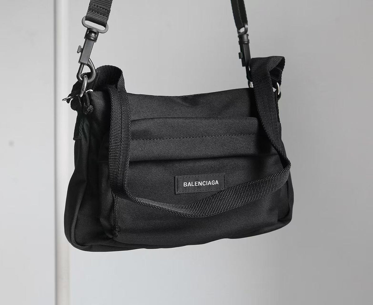 Black recycled nylon shoulder bag armpit bag