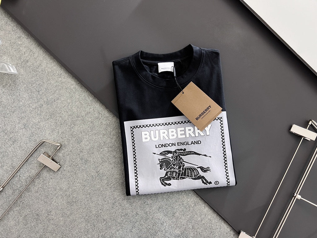 Summer new round neck fashionable short sleeved T-shirt