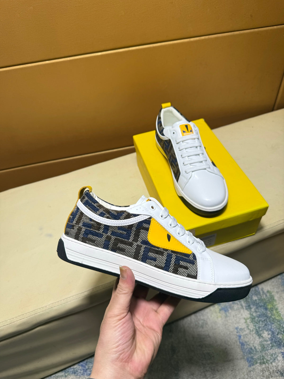 🏃 Casual shoes are a must-have for trendy men