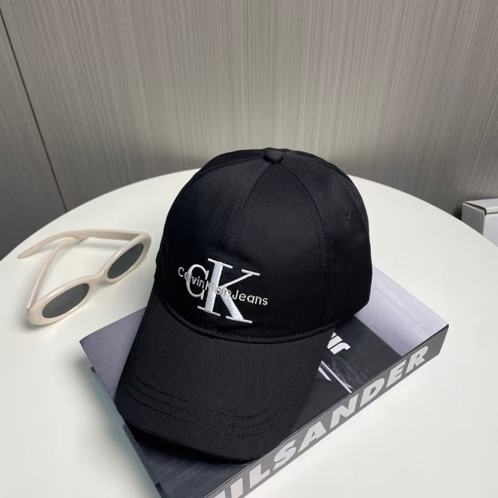 3D embroidered letter baseball cap
