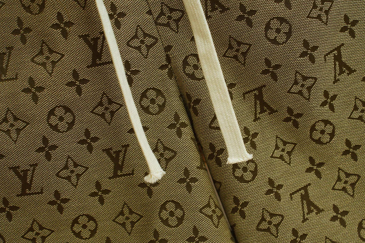 New side woven embroidered shorts
