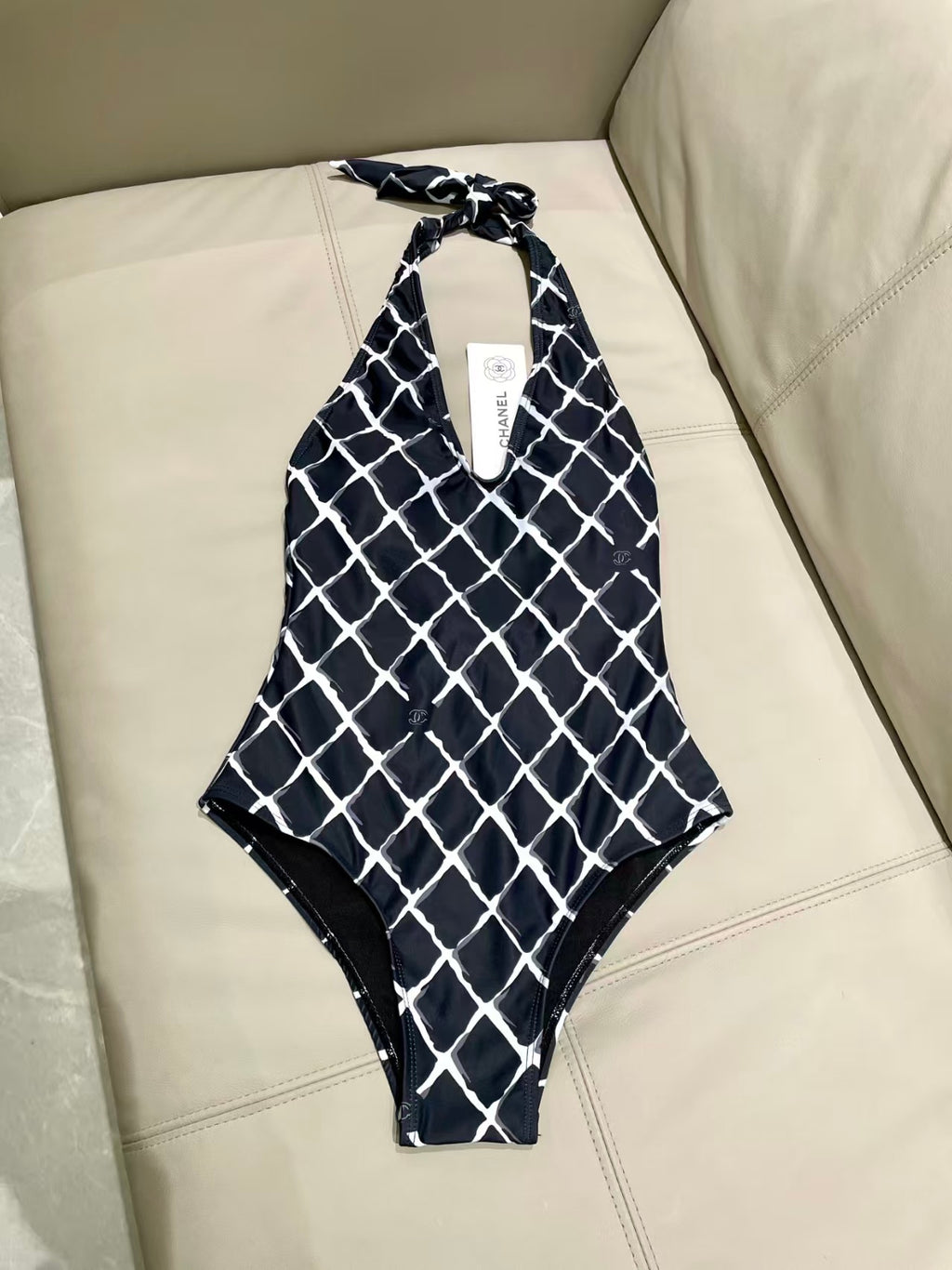 New quick drying swimsuit