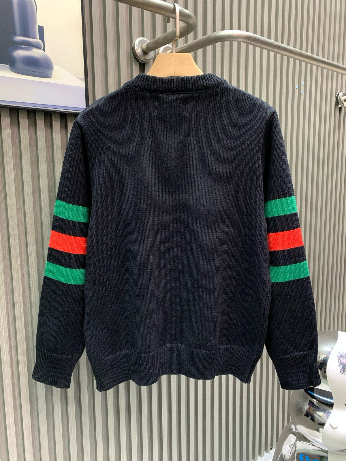 American college style retro round neck sweater