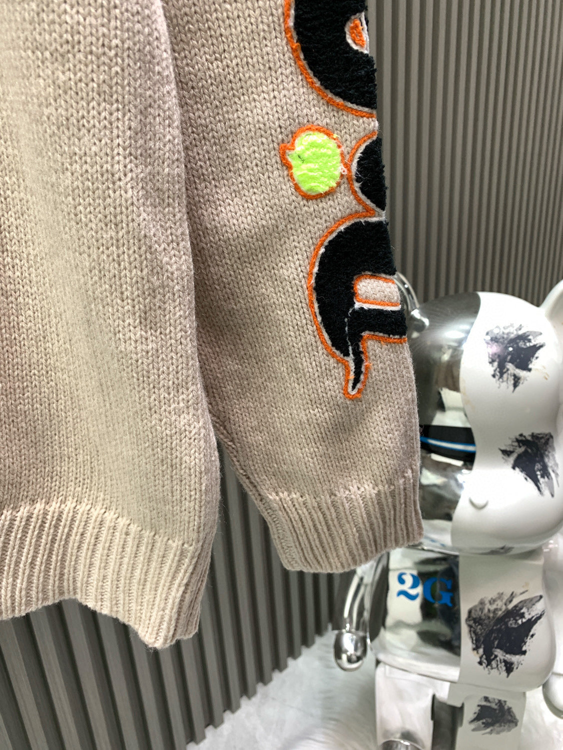 Sheep wool blended plain knitted sweater