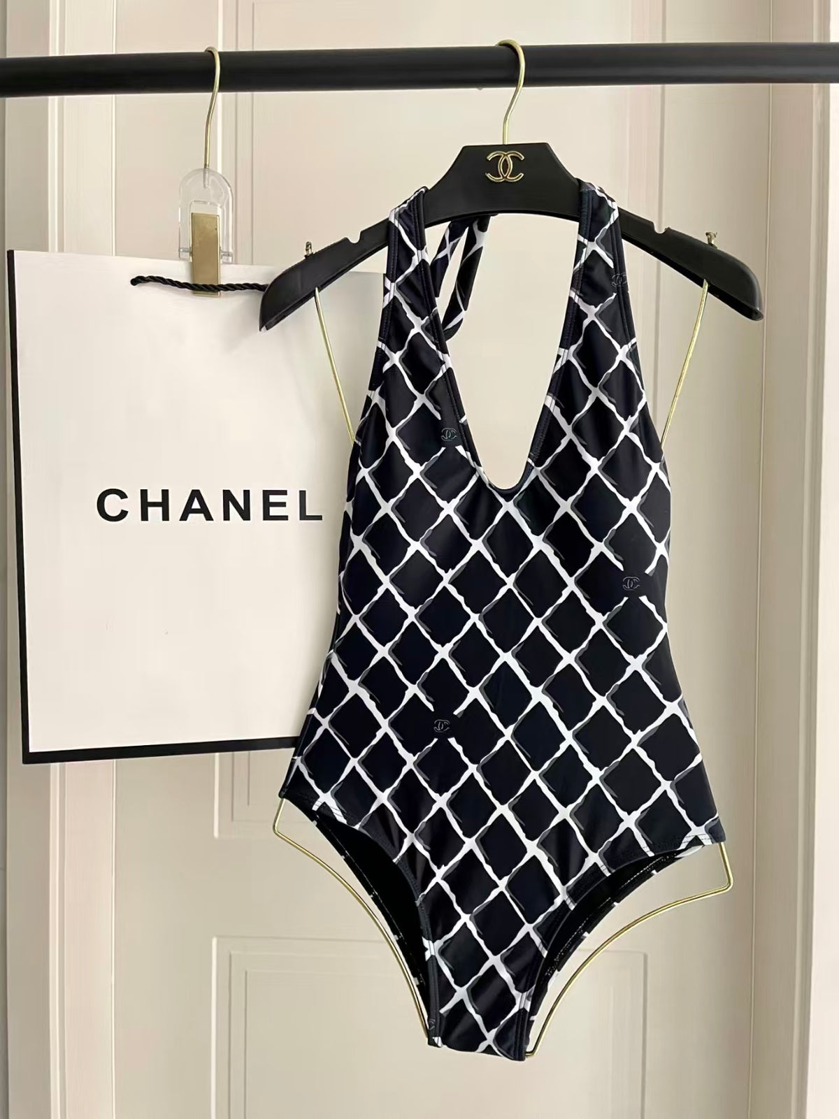 New quick drying swimsuit