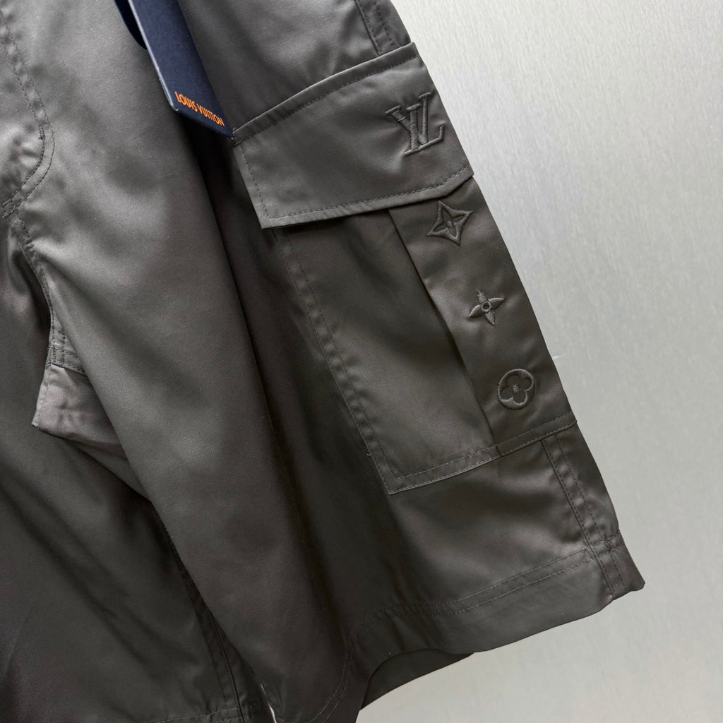 Old flower three-dimensional pocket workwear shorts