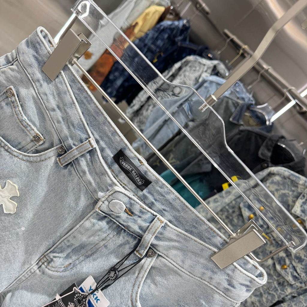 New split leather cross denim shorts